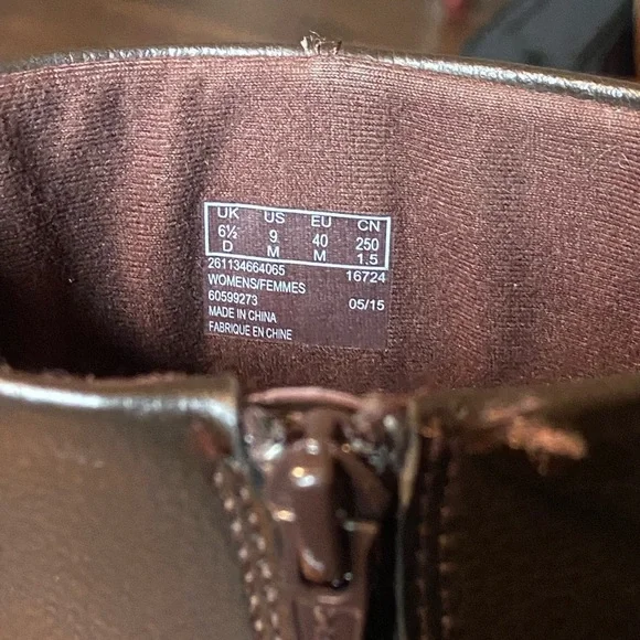 Clarks Women's Boots Ankle Zip Round Toe Booties Brown Size 9M - Picture 11 of 14